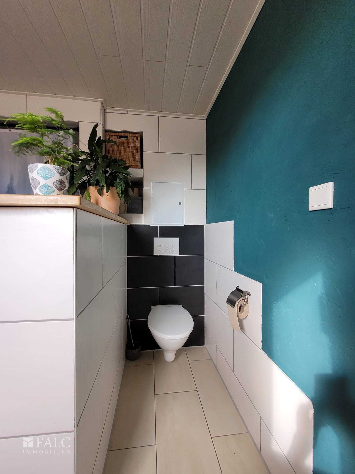 abgeteiltes WC